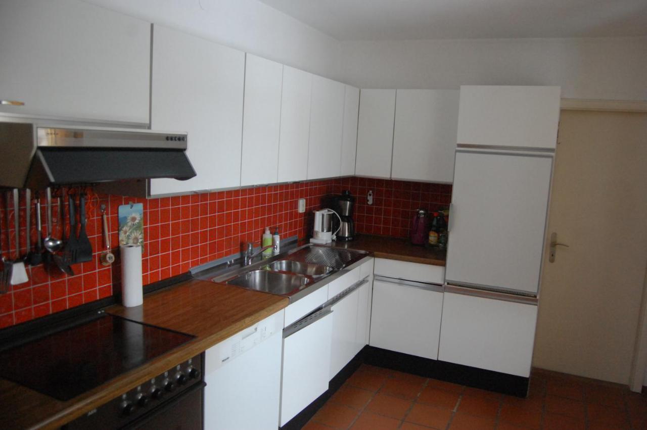 Barrierefreie 3-Zi.-Ferienwohnung Mit Gartenzugang In Ruhiger, Zentrumsnaher Lage Oberammergau Esterno foto
